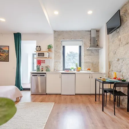 Апарт-отель Deskanzo - Raul Doria Порту