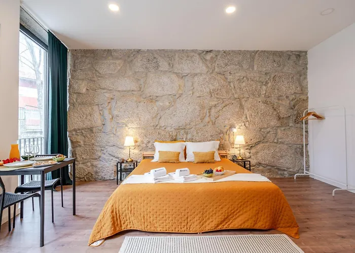 Deskanzo - Raul Doria Aparthotel Porto