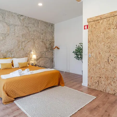 Deskanzo - Raul Doria 3* 포르투