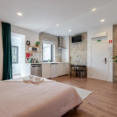 Apart Otel Deskanzo - Raul Doria 3*