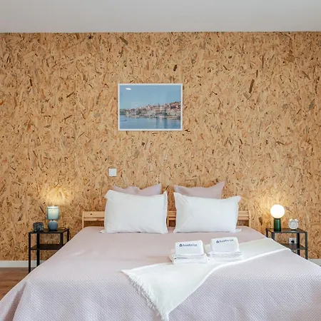 Aparthotel Deskanzo - Raúl Doria Porto