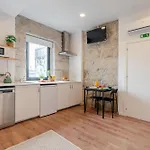 Aparthotel Deskanzo - Raúl Doria Porto