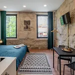 Aparthotel Deskanzo - Raúl Doria 3*