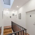 Aparthotel Deskanzo - Raúl Doria Porto