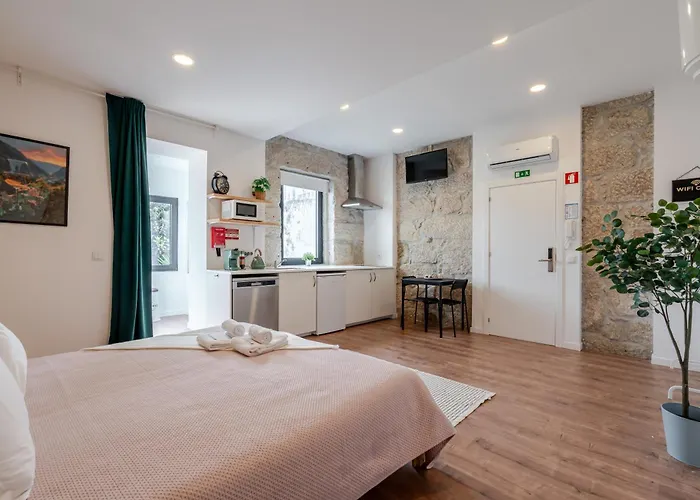 Apartahotel Deskanzo - Raúl Doria 3*